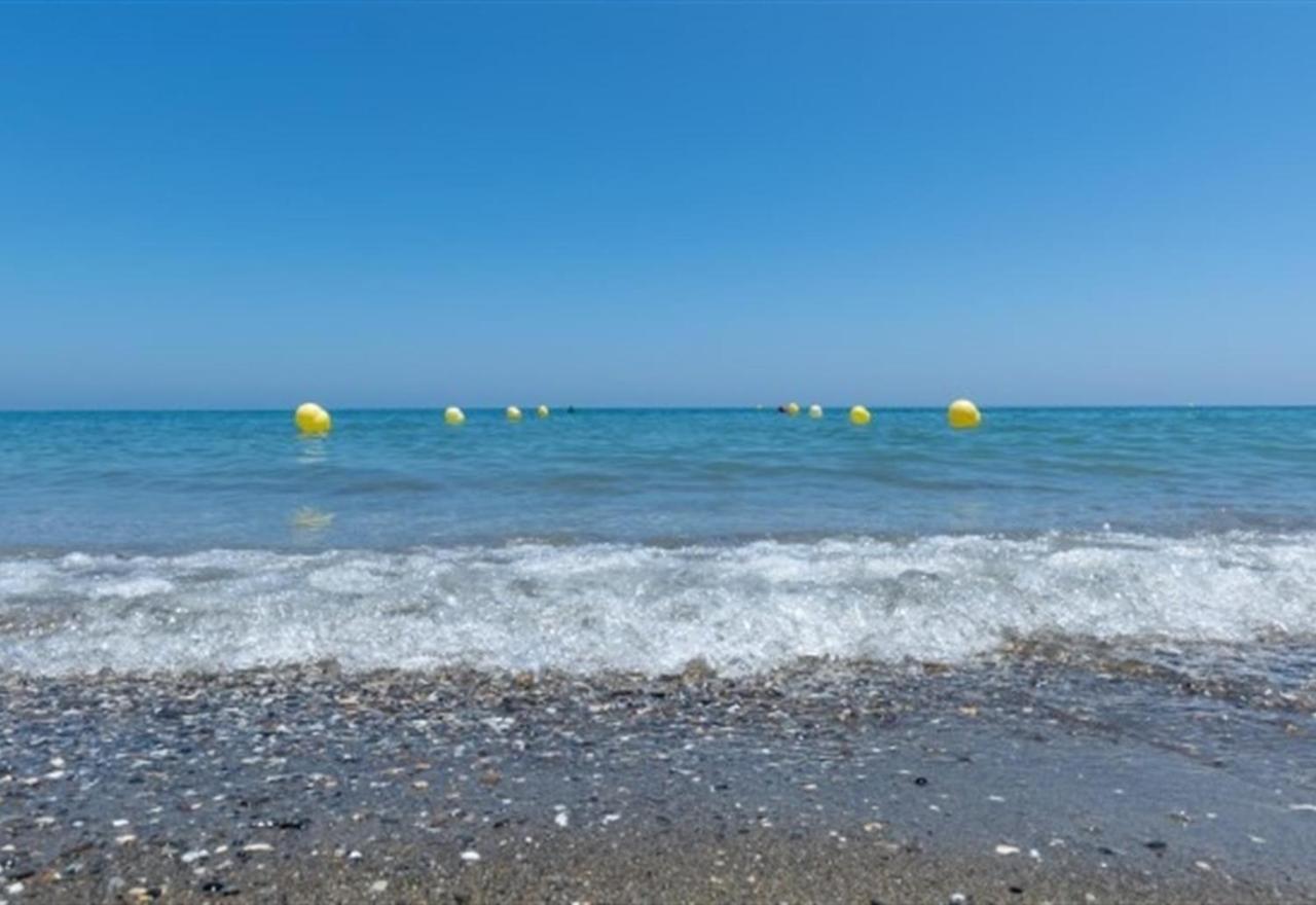 Beach Apartment Montemarcarihuela 토레몰리노스 외부 사진