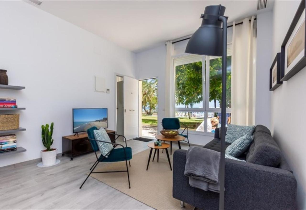Beach Apartment Montemarcarihuela 토레몰리노스 외부 사진
