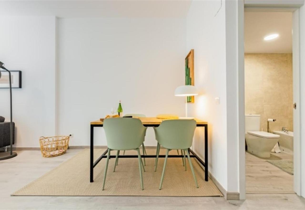 Beach Apartment Montemarcarihuela 토레몰리노스 외부 사진